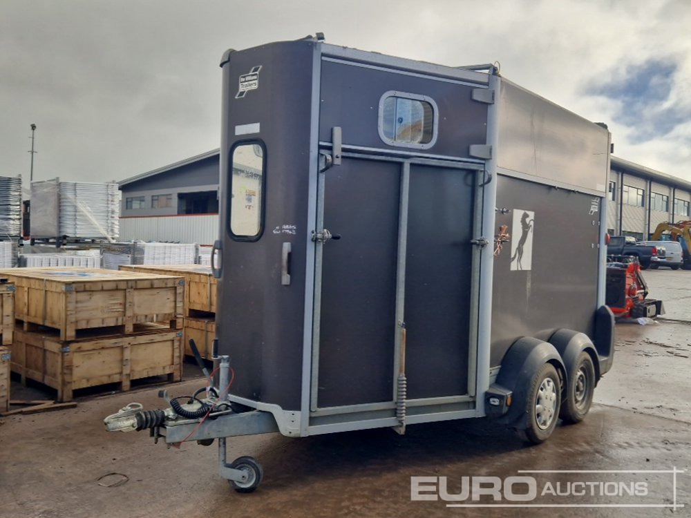 Ifor Williams HB511 - Прицеп для спецтехники: фото 1 Ifor Williams HB511 - Прицеп для спецтехники: фото 1