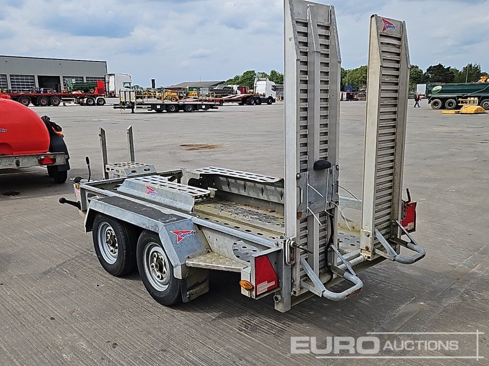Indespension 2.7 Ton Twin Axle Plant Trailer, Track Lock, Ramps - Прицеп для спецтехники: фото 3 Indespension 2.7 Ton Twin Axle Plant Trailer, Track Lock, Ramps - Прицеп для спецтехники: фото 3