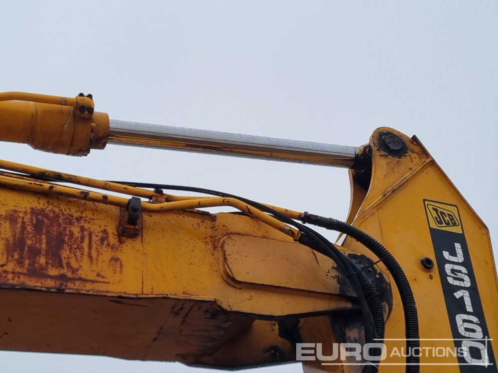 Гусеничный экскаватор JCB JS160: фото 21