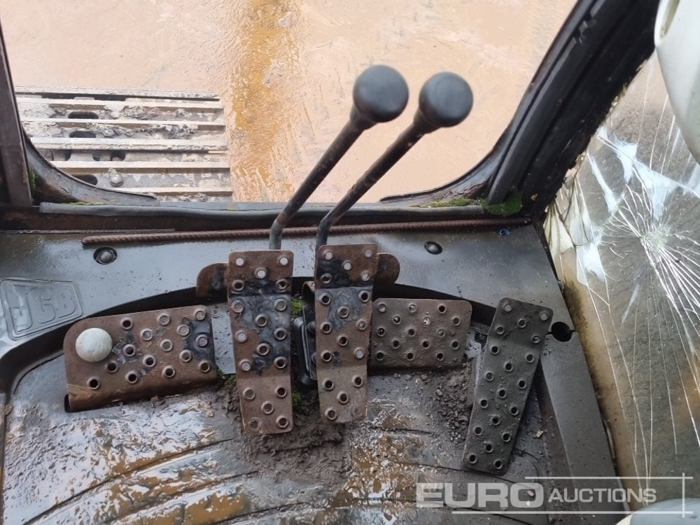 Гусеничный экскаватор JCB JS160: фото 41