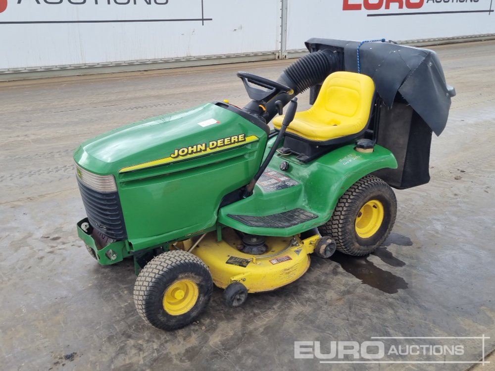 John Deere LX279 - Газонокосилка: фото 1 John Deere LX279 - Газонокосилка: фото 1