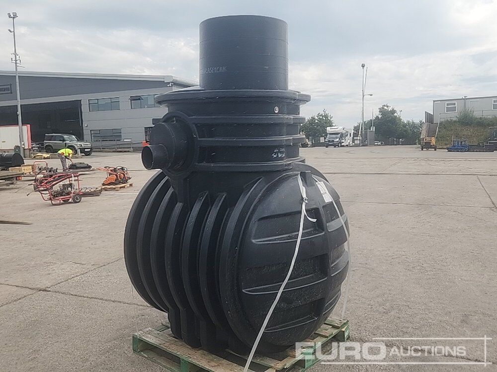 Klargesten Oil Seperator Tank - Резервуар для хранения: фото 1 Klargesten Oil Seperator Tank - Резервуар для хранения: фото 1