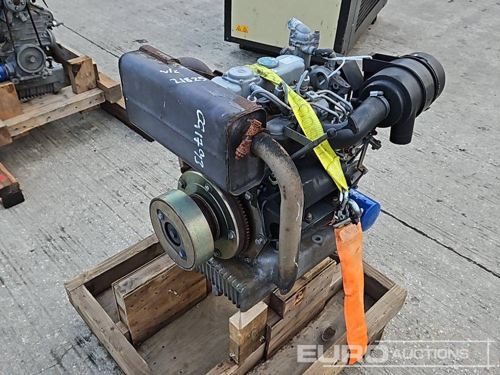 Kubota 3 Cylinder Engine - Двигатель: фото 3 Kubota 3 Cylinder Engine - Двигатель: фото 3