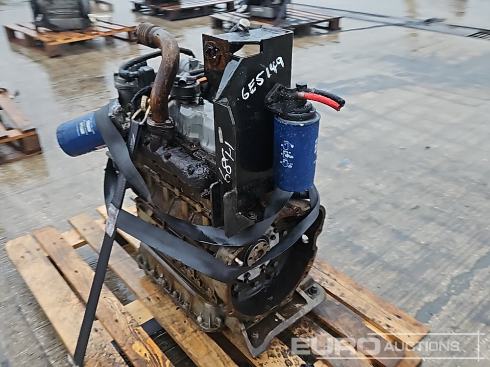 Kubota 4 Cylinder Engine - Двигатель: фото 5 Kubota 4 Cylinder Engine - Двигатель: фото 5