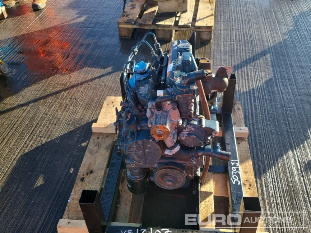 Kubota D1105 - Двигатель: фото 4 Kubota D1105 - Двигатель: фото 4