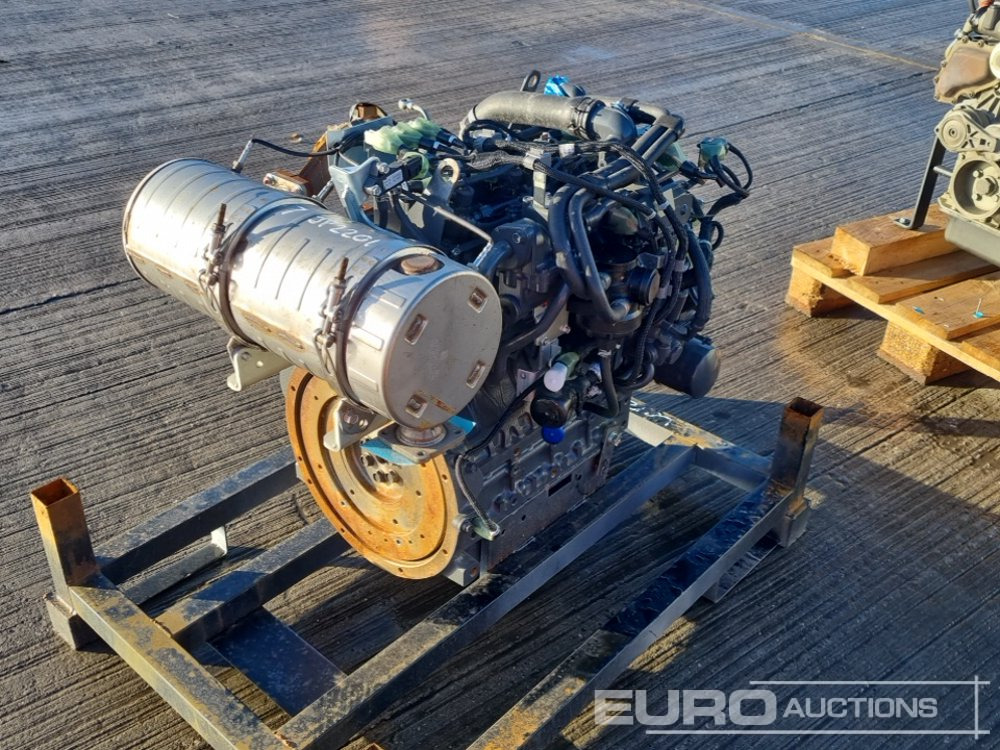 Kubota V2403 - Двигатель: фото 1 Kubota V2403 - Двигатель: фото 1