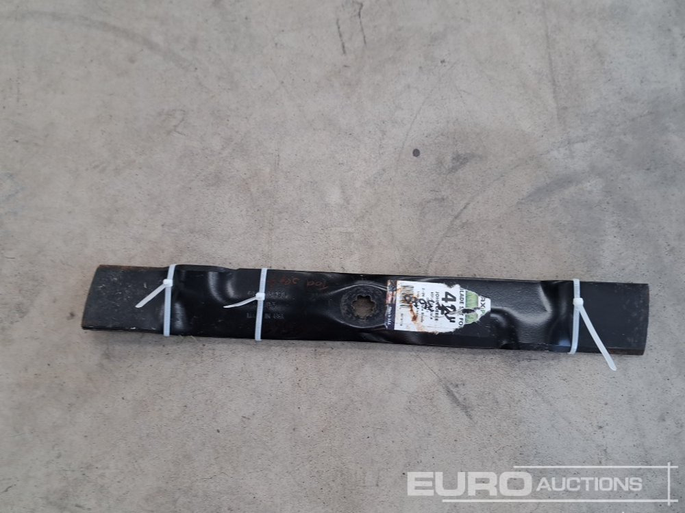 Строительное оборудование Lawnmower Blades to Suit 42" John Deere Mower (2 of): фото 6