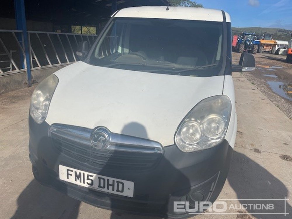 2015 Vauxhall Combo CDTI - Лёгкий коммерческий автомобиль: фото 1 2015 Vauxhall Combo CDTI - Лёгкий коммерческий автомобиль: фото 1