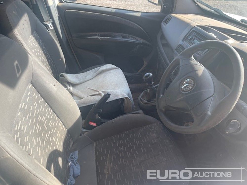 2015 Vauxhall Combo CDTI - Лёгкий коммерческий автомобиль: фото 5 2015 Vauxhall Combo CDTI - Лёгкий коммерческий автомобиль: фото 5