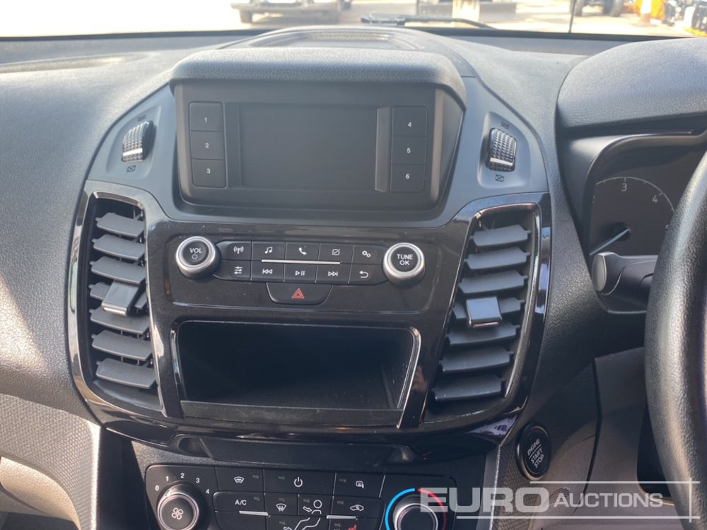 Лёгкий коммерческий автомобиль 2021 Ford Transit Connect 200: фото 18