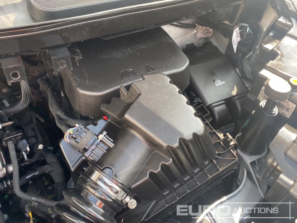 Лёгкий коммерческий автомобиль 2021 Ford Transit Connect 200: фото 29