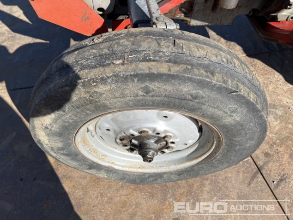 Massey Ferguson 135 - Трактор: фото 5 Massey Ferguson 135 - Трактор: фото 5