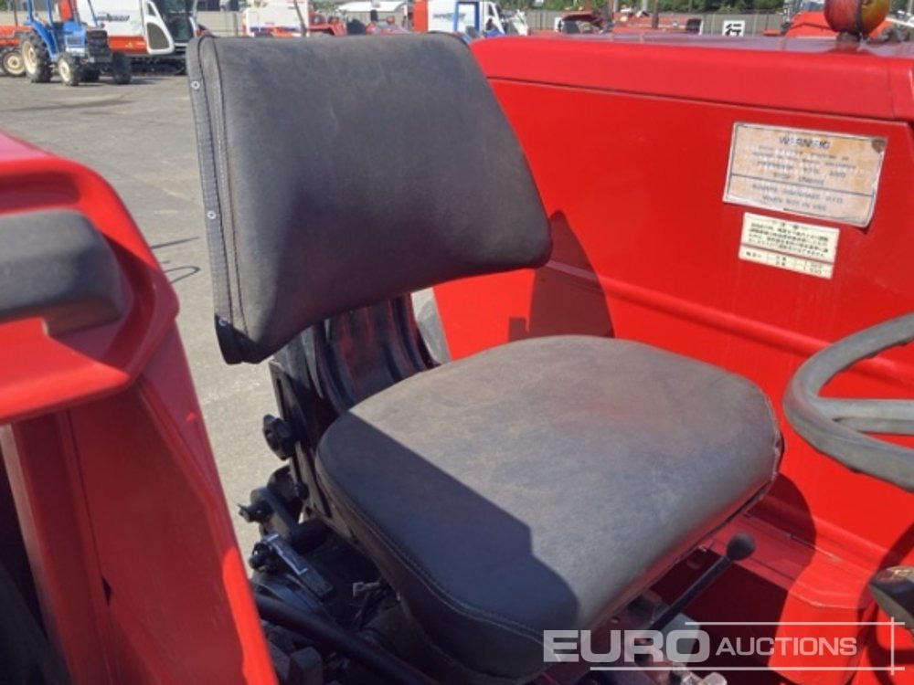 Massey Ferguson 240 - Трактор: фото 3 Massey Ferguson 240 - Трактор: фото 3