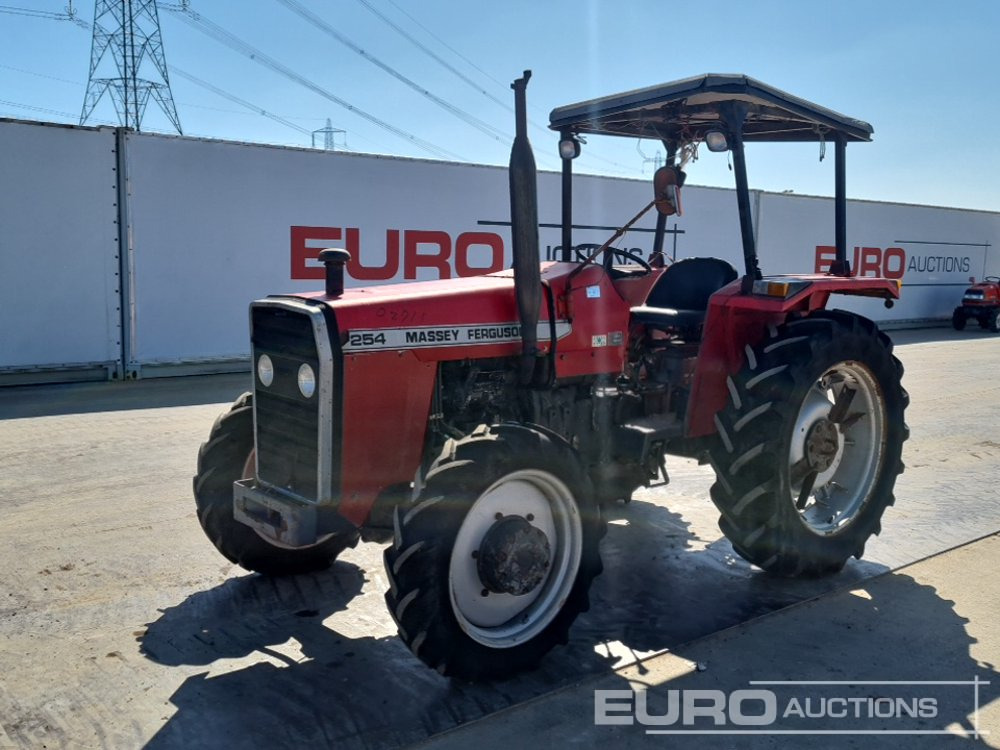 Massey Ferguson MF254 - Трактор: фото 1 Massey Ferguson MF254 - Трактор: фото 1