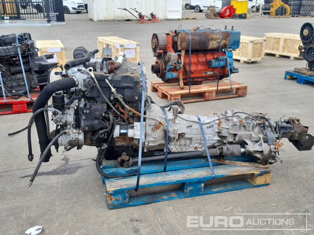 Mitsubishi 4 Cylinder Engine, Gearbox, Pump - Двигатель: фото 2 Mitsubishi 4 Cylinder Engine, Gearbox, Pump - Двигатель: фото 2