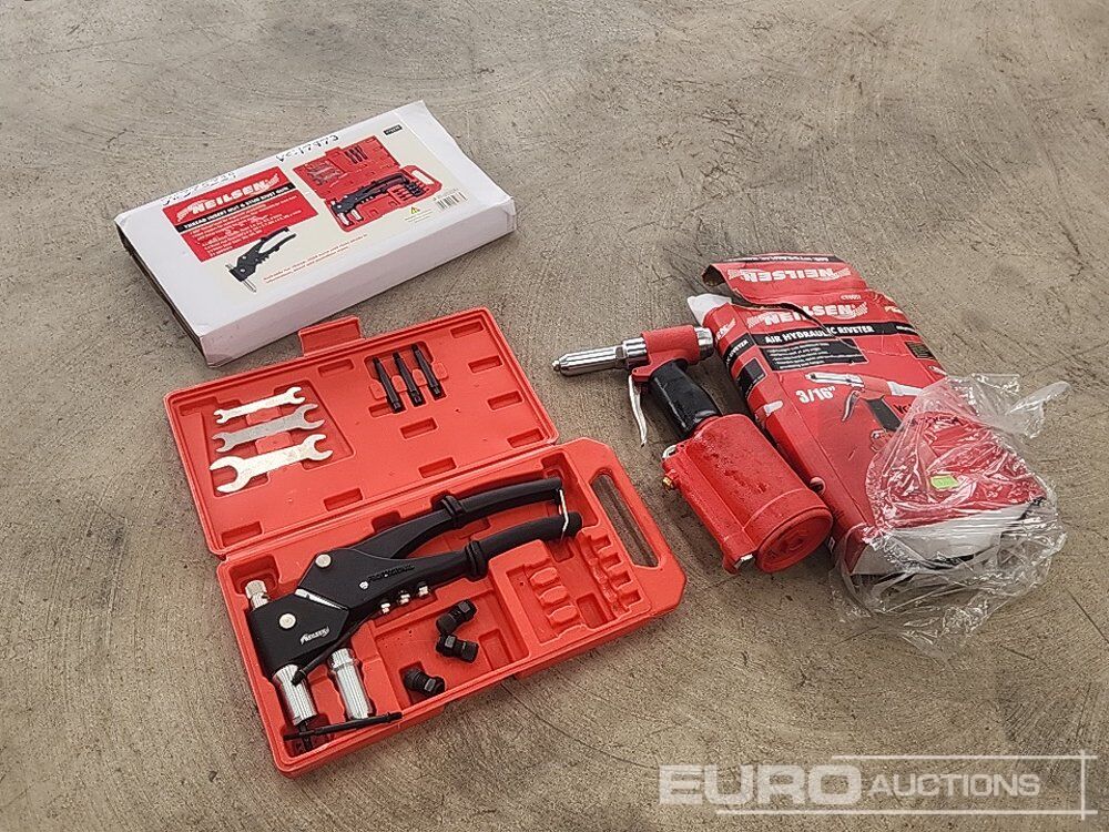 Neilsen Rivet Gun, Bits & Pneumatic Hydraulic Riveter - Оборудование для мастерских: фото 1 Neilsen Rivet Gun, Bits & Pneumatic Hydraulic Riveter - Оборудование для мастерских: фото 1
