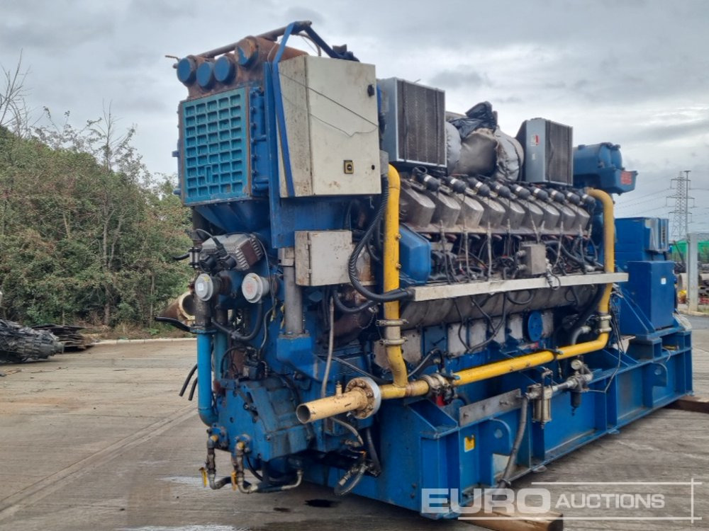 Newage Stamford 1900kVA Generator, Cummins Engine - Электрогенератор: фото 5 Newage Stamford 1900kVA Generator, Cummins Engine - Электрогенератор: фото 5