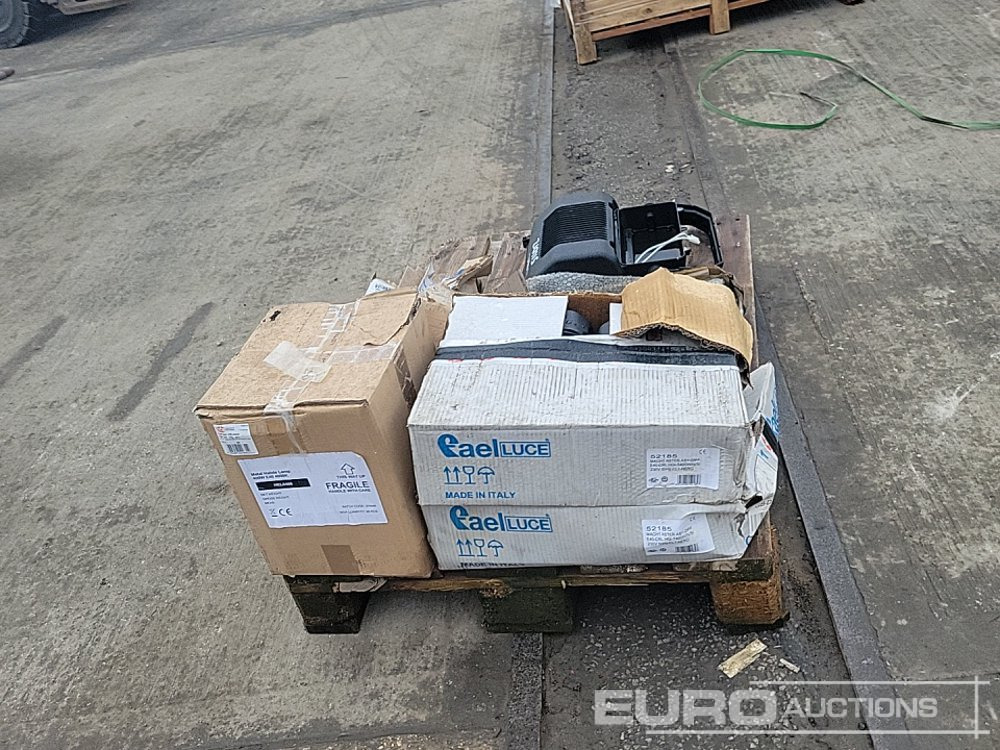 Pallet of Lighting - Строительное оборудование: фото 4 Pallet of Lighting - Строительное оборудование: фото 4