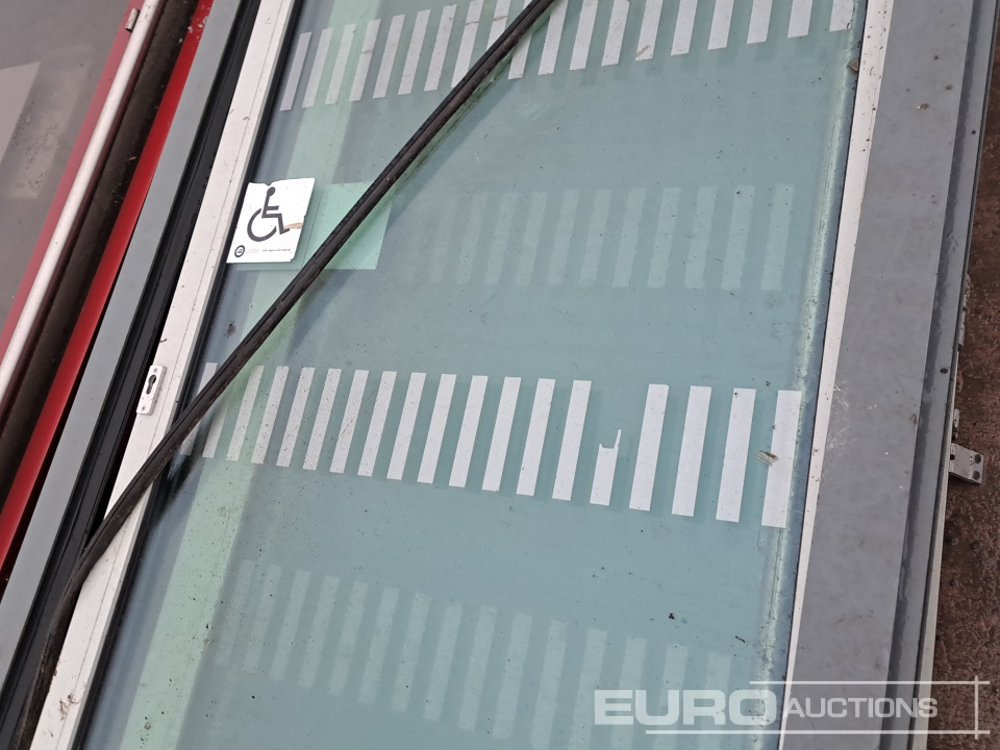 Строительное оборудование Pallet of Pallet of Glass Doors & Controls (3 of): фото 11 Строительное оборудование Pallet of Pallet of Glass Doors & Controls (3 of): фото 11