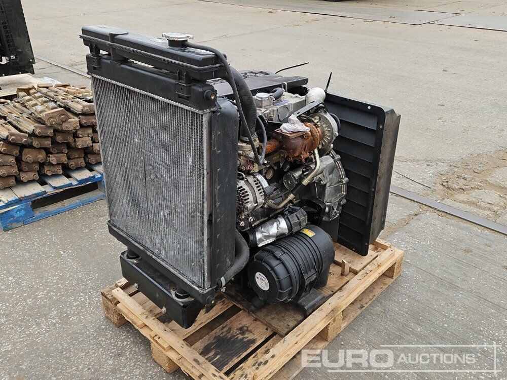 Perkins 4 Cylinder Engine - Двигатель: фото 1 Perkins 4 Cylinder Engine - Двигатель: фото 1