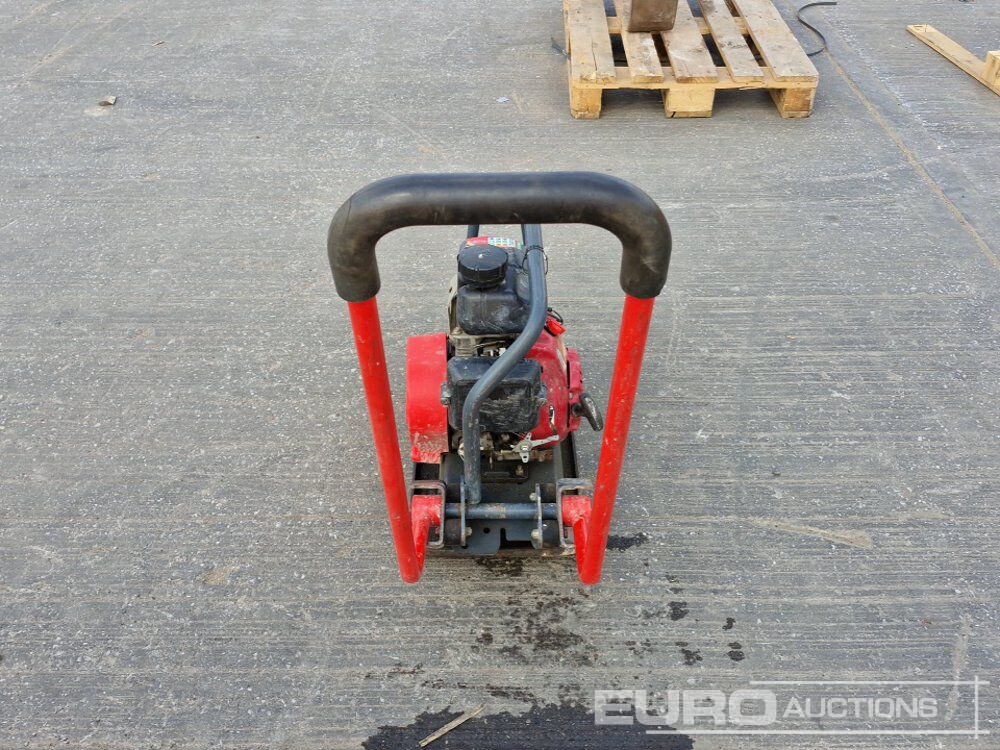 Petrol Compaction Plate - Виброплита: фото 4 Petrol Compaction Plate - Виброплита: фото 4