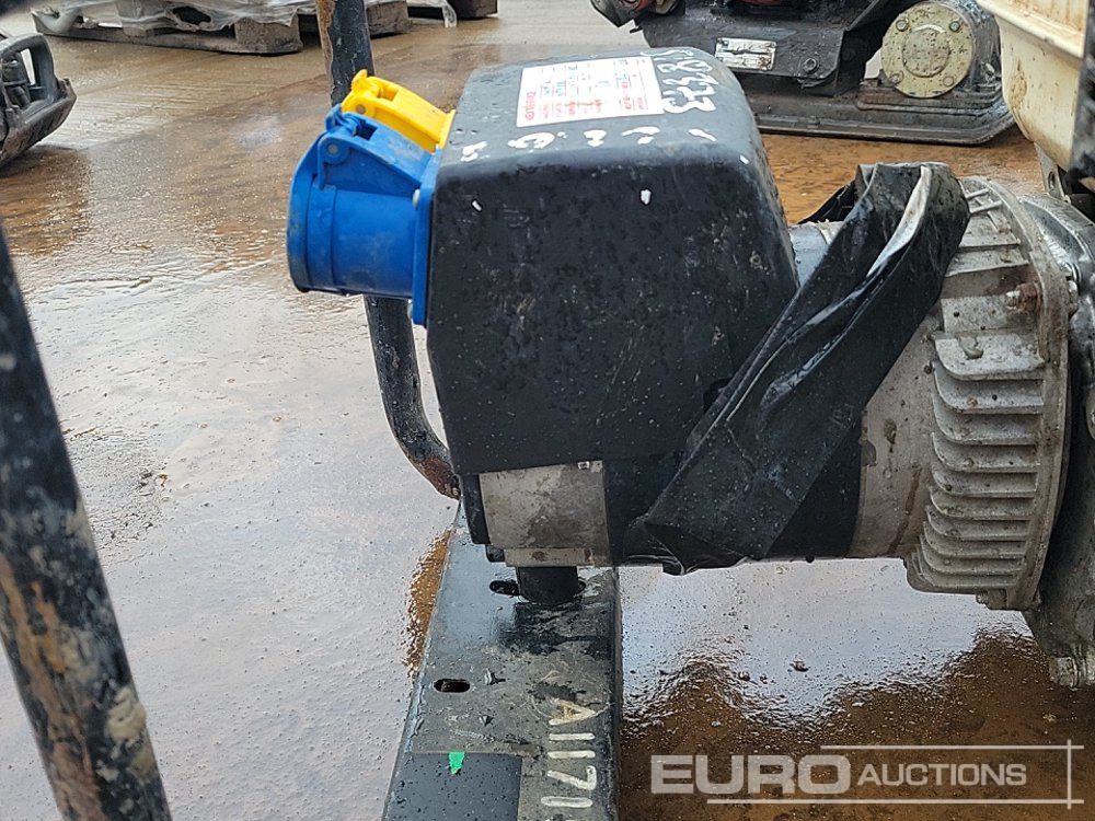 Электрогенератор Petrol Generator: фото 11 Электрогенератор Petrol Generator: фото 11