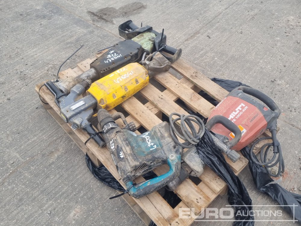 Pneumatic Hand Held Breaker (2 of), 110Volt Makita AVT Hammer Drill, 110Volt Hilti TE1000 AVR Hand Held Breaker - Асфальтоукладочная техника: фото 3 Pneumatic Hand Held Breaker (2 of), 110Volt Makita AVT Hammer Drill, 110Volt Hilti TE1000 AVR Hand Held Breaker - Асфальтоукладочная техника: фото 3