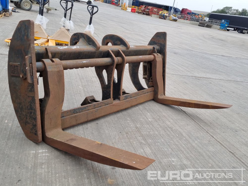 Погрузочно-разгрузочная техника CAT Fork Frame & Forks to suit Wheeled Loader: фото 7