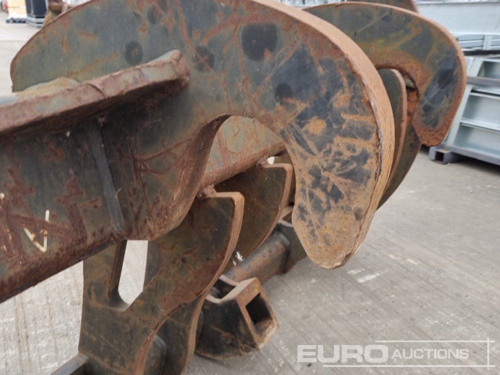 Погрузочно-разгрузочная техника CAT Fork Frame & Forks to suit Wheeled Loader: фото 17