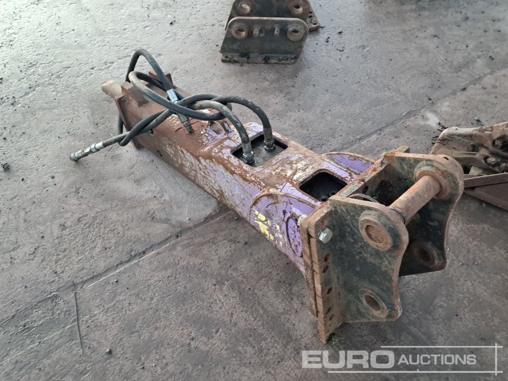 Pro Dem Hydraulic Breaker 45mm Pin to suit 4-6 Ton Excavator - Гидромолот: фото 4 Pro Dem Hydraulic Breaker 45mm Pin to suit 4-6 Ton Excavator - Гидромолот: фото 4