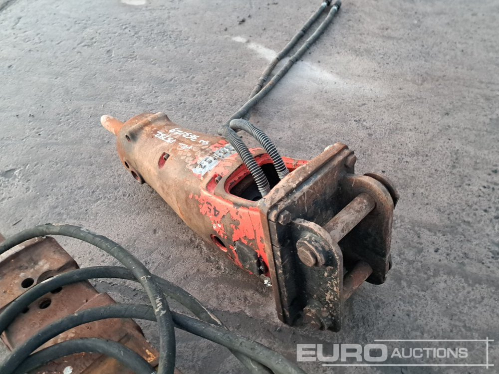 Rammer Hydraulic Breaker 45mm Pin to suit 4-6 Ton Excavator - Гидромолот: фото 2 Rammer Hydraulic Breaker 45mm Pin to suit 4-6 Ton Excavator - Гидромолот: фото 2