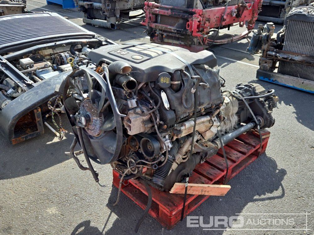 Range Rover V8 Engine, Gearbox - Двигатель: фото 1 Range Rover V8 Engine, Gearbox - Двигатель: фото 1
