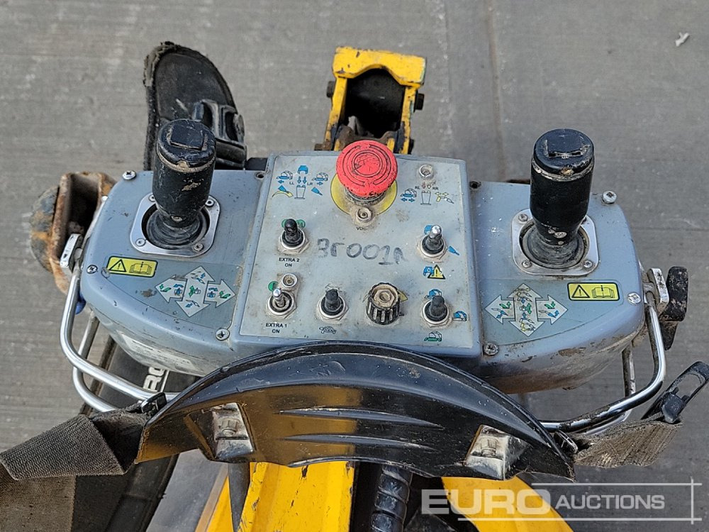 Мини-экскаватор Remote Controlled Excavator, Rubber Tracks, Piped, Stabilisers: фото 27