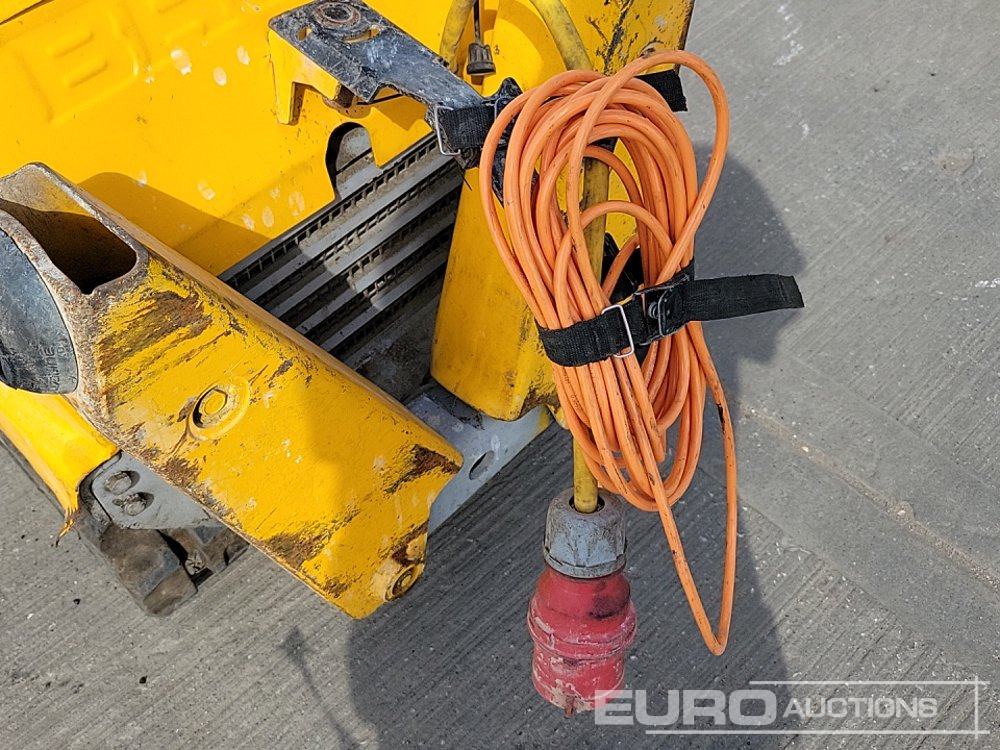 Мини-экскаватор Remote Controlled Excavator, Rubber Tracks, Piped, Stabilisers: фото 26