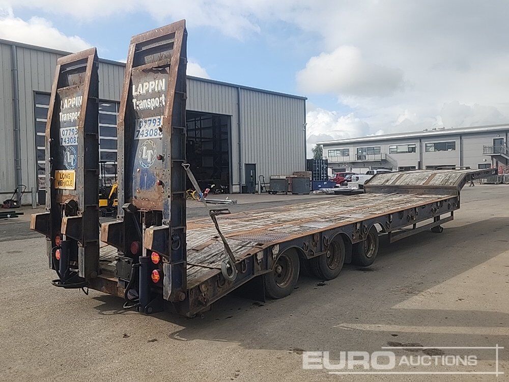 SDC Tri Axle Step Frame Low Loader Trailer, Outriggers - Низкорамный полуприцеп: фото 5 SDC Tri Axle Step Frame Low Loader Trailer, Outriggers - Низкорамный полуприцеп: фото 5
