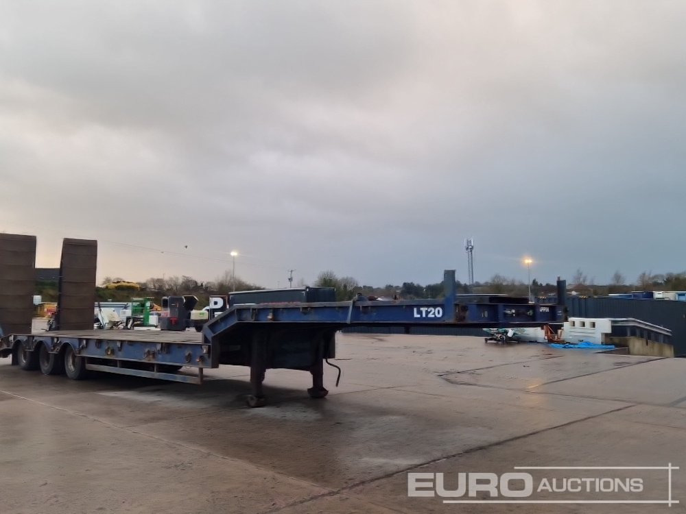 SDC Tri Axle Stepframe Low Loader, Hydraulic Ramps (Selling After Lot 978) - Низкорамный полуприцеп: фото 4 SDC Tri Axle Stepframe Low Loader, Hydraulic Ramps (Selling After Lot 978) - Низкорамный полуприцеп: фото 4