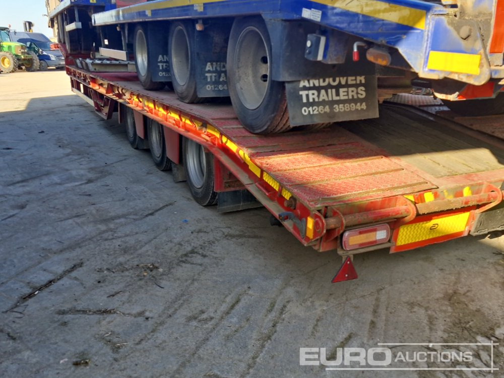 SM TRAILERS Tri Axle Extendable Stepframe Low Loader Trailer, Neck Ramps, Wheel Wells, Tail Ramps - Низкорамный полуприцеп: фото 2 SM TRAILERS Tri Axle Extendable Stepframe Low Loader Trailer, Neck Ramps, Wheel Wells, Tail Ramps - Низкорамный полуприцеп: фото 2