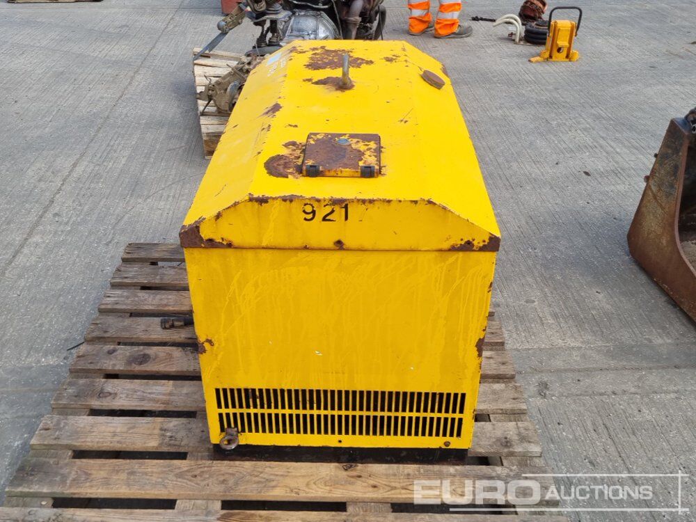 Stephill Generator, 2 Cylinder Engine - Электрогенератор: фото 4 Stephill Generator, 2 Cylinder Engine - Электрогенератор: фото 4
