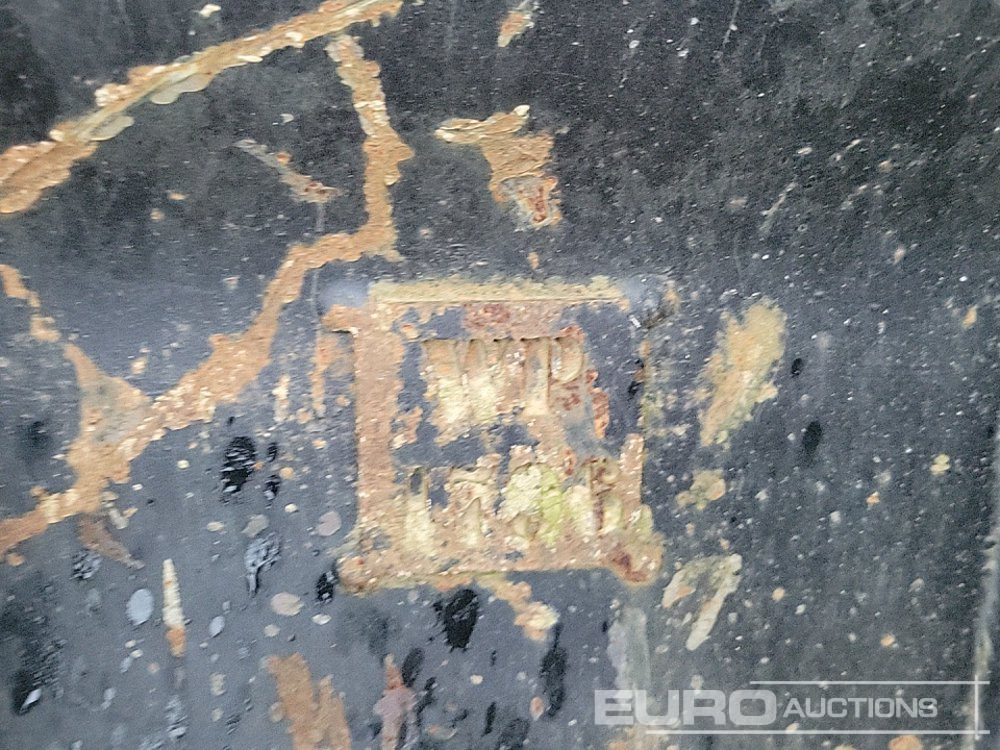 Ковш Strickland 12" Digging Bucket 65mm Pin to suit 13 Ton Excavator: фото 13 Ковш Strickland 12" Digging Bucket 65mm Pin to suit 13 Ton Excavator: фото 13