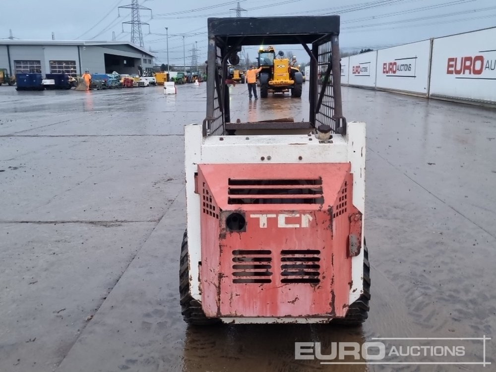 TCM 343 - Мини-погрузчик с бортовым поворотом: фото 4 TCM 343 - Мини-погрузчик с бортовым поворотом: фото 4