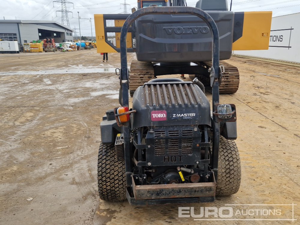 Toro Diesel Zero Turn Ride On Lawn Mower - Газонокосилка: фото 4 Toro Diesel Zero Turn Ride On Lawn Mower - Газонокосилка: фото 4