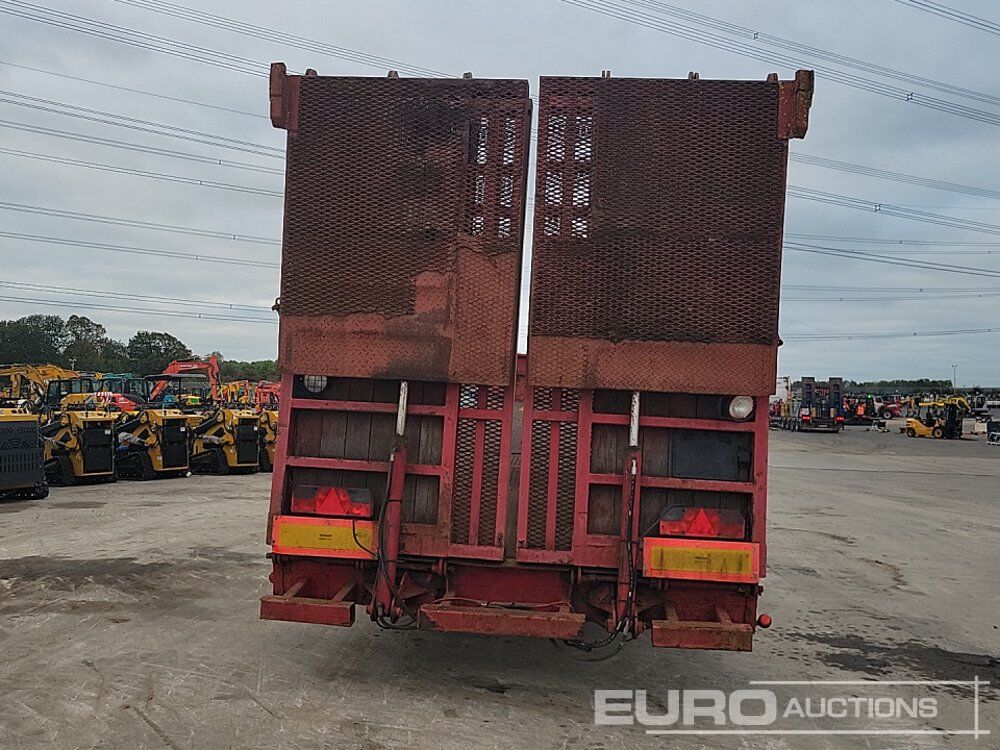 Tri Axle Low Loader Trailer, Winch, Hydraulic Ramp - Низкорамный полуприцеп: фото 4 Tri Axle Low Loader Trailer, Winch, Hydraulic Ramp - Низкорамный полуприцеп: фото 4