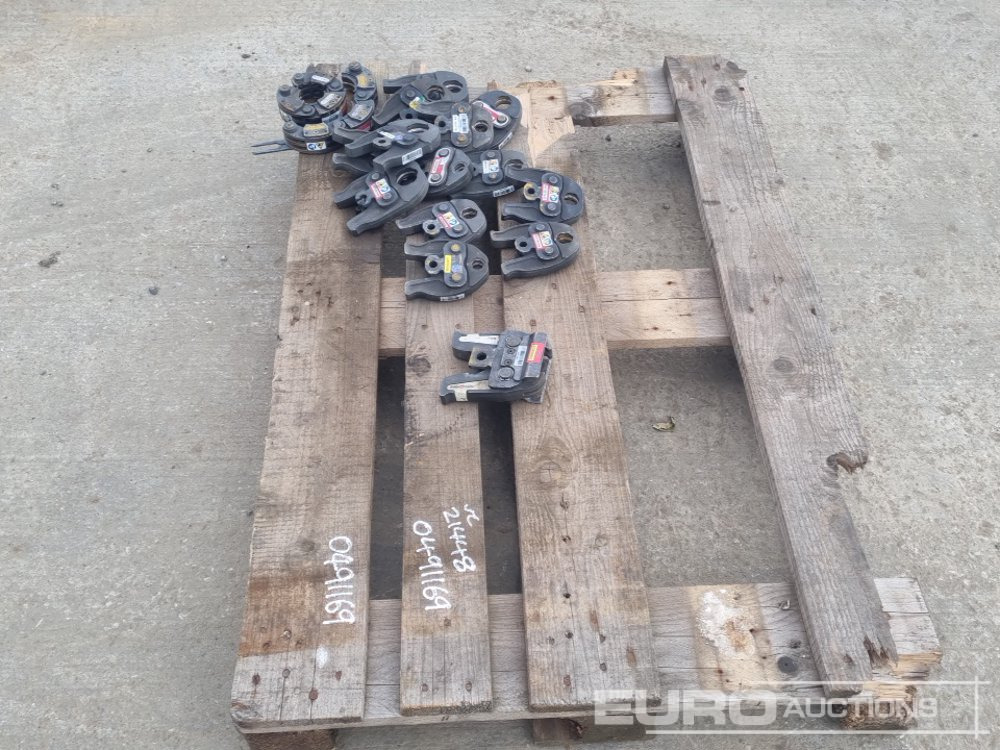 U-Profile Jaw Clamp (14 of), Pipe Crimping Jaw/Die (2 of) - Строительное оборудование: фото 2 U-Profile Jaw Clamp (14 of), Pipe Crimping Jaw/Die (2 of) - Строительное оборудование: фото 2