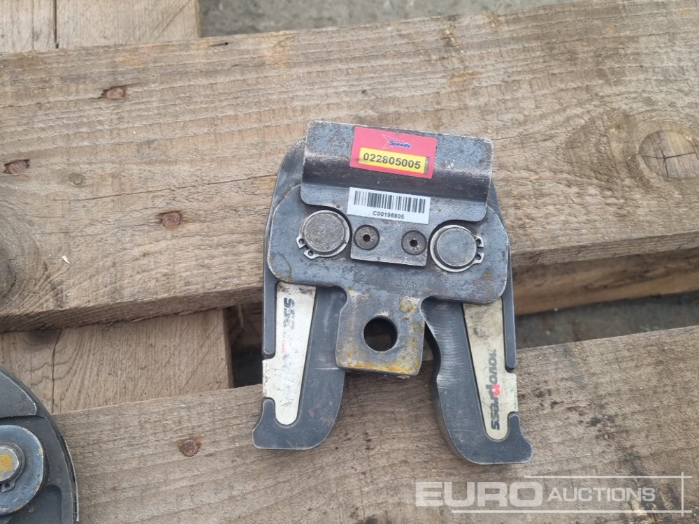 U-Profile Jaw Clamp (14 of), Pipe Crimping Jaw/Die (2 of) - Строительное оборудование: фото 5 U-Profile Jaw Clamp (14 of), Pipe Crimping Jaw/Die (2 of) - Строительное оборудование: фото 5