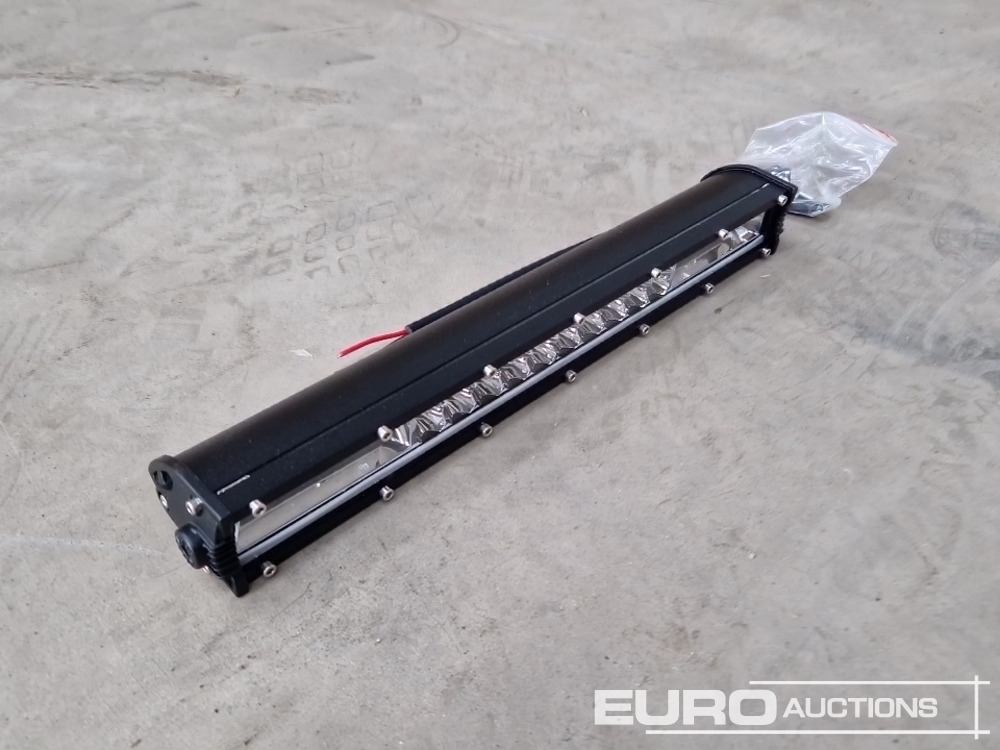 Unused 13" 120W Combo Beam LED Light Bar, Mounting Brackets, IP68 Waterproof - Строительное оборудование: фото 2 Unused 13" 120W Combo Beam LED Light Bar, Mounting Brackets, IP68 Waterproof - Строительное оборудование: фото 2