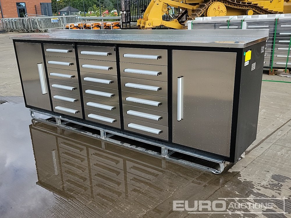 Unused 2025 10' Work Bench, 18 Drawers, 2 Cabinets - Оборудование для мастерских: фото 1 Unused 2025 10' Work Bench, 18 Drawers, 2 Cabinets - Оборудование для мастерских: фото 1