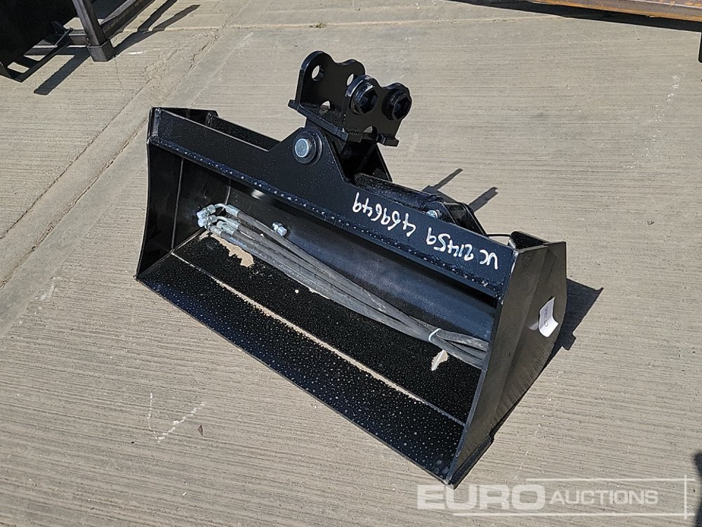 Unused 2025 Captok 32" Hydraulic Tilting Bucket 25mm Pin to suit Mini Excavator - Ковш: фото 1 Unused 2025 Captok 32" Hydraulic Tilting Bucket 25mm Pin to suit Mini Excavator - Ковш: фото 1