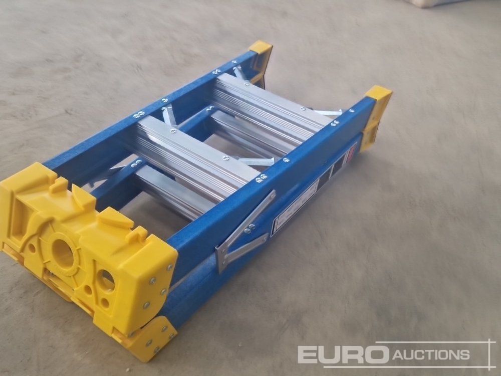 Unused 3 Thread Fibreglass Step Ladder - Оборудование для мастерских: фото 4 Unused 3 Thread Fibreglass Step Ladder - Оборудование для мастерских: фото 4
