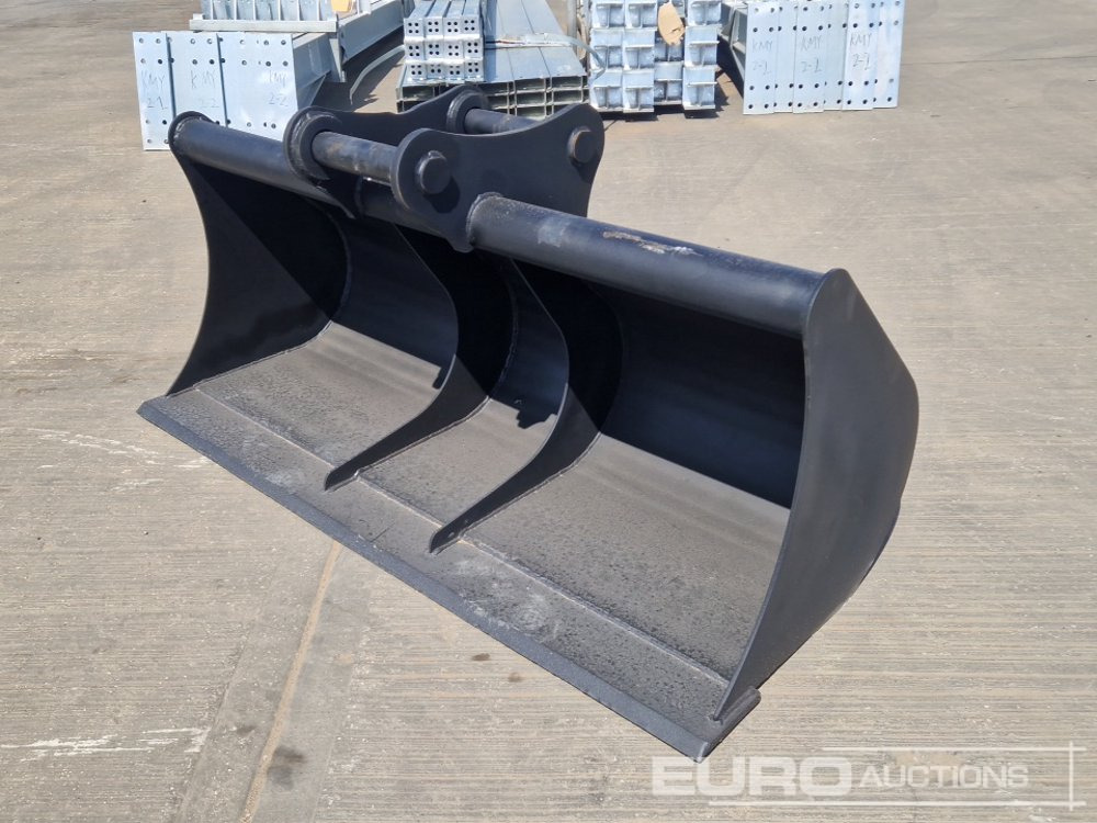 Unused 70" Ditching Bucket 65mm Pin to suit 13 Ton Excavator - Ковш: фото 1 Unused 70" Ditching Bucket 65mm Pin to suit 13 Ton Excavator - Ковш: фото 1