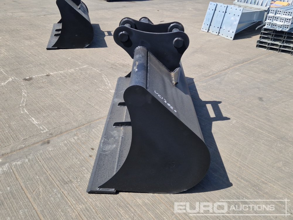 Unused 70" Ditching Bucket 65mm Pin to suit 13 Ton Excavator - Ковш: фото 2 Unused 70" Ditching Bucket 65mm Pin to suit 13 Ton Excavator - Ковш: фото 2